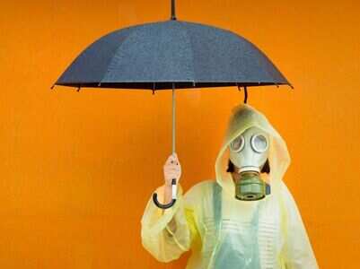 Types of toxic friends you should keep away