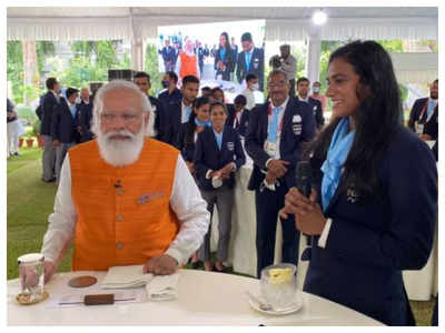 PV Sindhu finally eats ice cream with PM Modi!