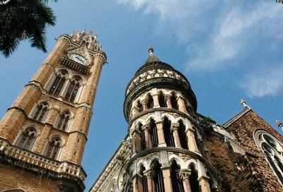 Uddhav Thackeray reviews work on music college under Mumbai University