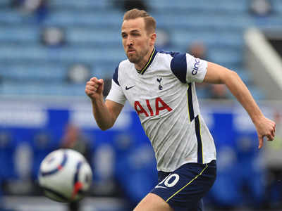 Kane out of Spurs squad for Portugal as transfer saga continues