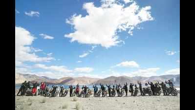 17 women on 15 motorcycles take adventure trip from Sonmarg to Manali