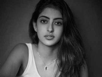 Pin by Navya Churiwala on Navya name | Name art, Beautiful girl photo, Art