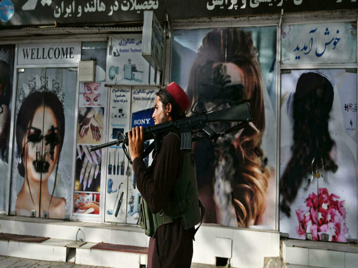 Black widow nackt in Kabul