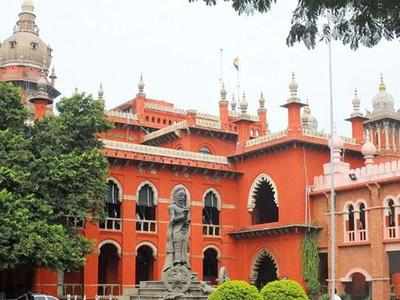 Answer queries in English in same language: HC to Centre