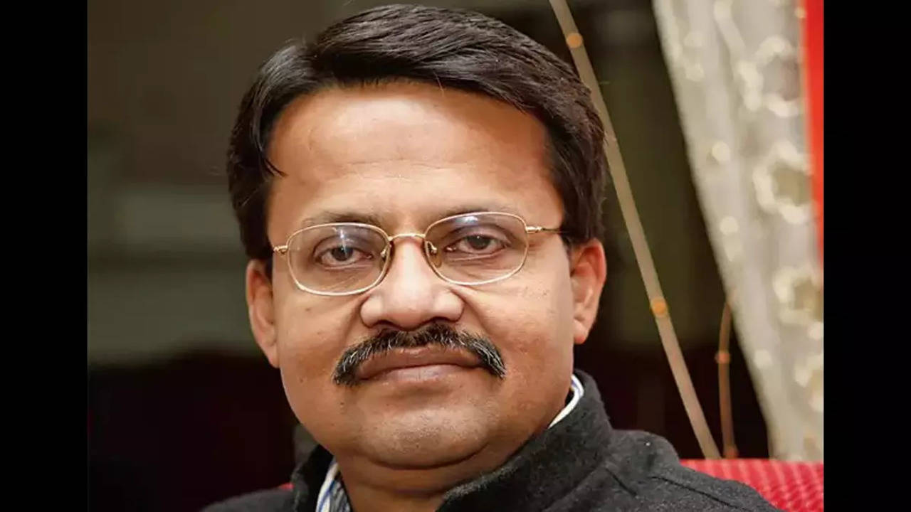 Bhartruhari Mahtab: Dowry case against BJD MP Bhartruhari Mahtab, wife &  son | Bhubaneswar News - Times of India