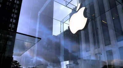 Apple delays office return to at least January on Covid rise - Times of  India