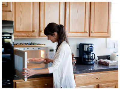 How to Safely Reheat / Cook in Microwaves