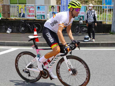 Tearful veteran Alejandro Valverde crashes out of Vuelta