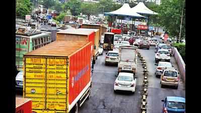 Thane: Toll booth damaged by MNS workers