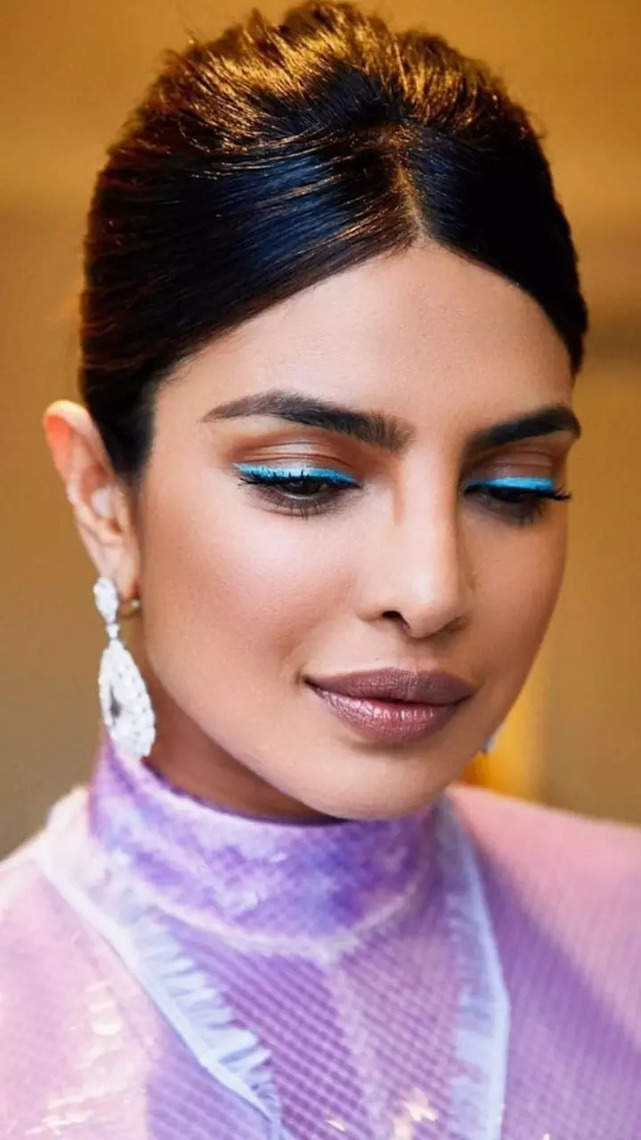 ​Priyanka Chopra's graphic eyeliner