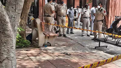 Delhi: Man who attempted self-immolation outside Supreme Court succumbs to injuries