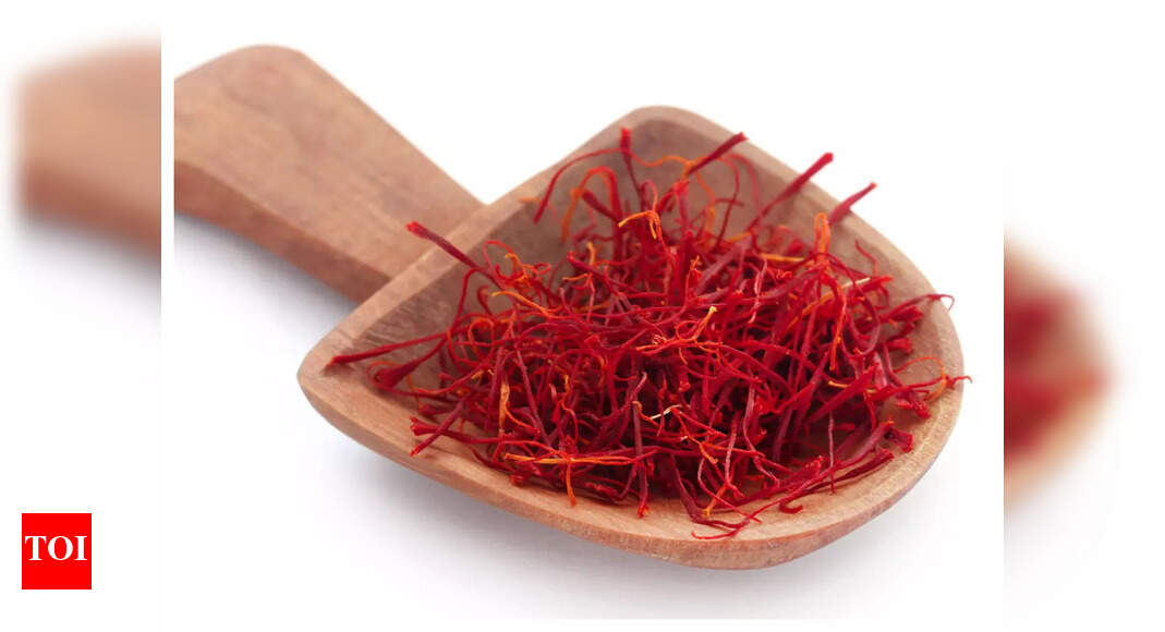Saffron Benefits During Pregnancy Why expecting mothers must add