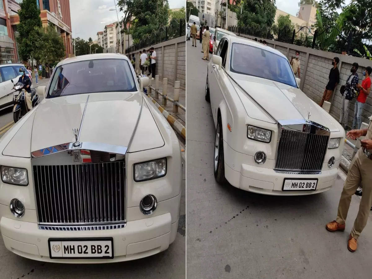 Photos Rolls Royce In Amitabh Bachchan S Name Seized In Bengaluru The Times Of India