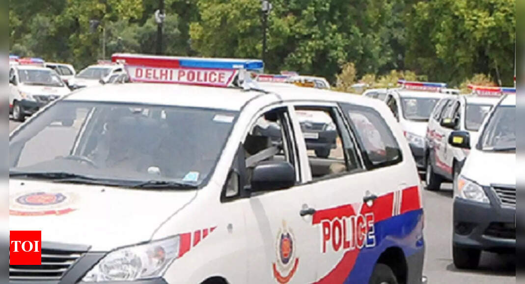 Delhi: 18-year-old shot dead at restaurant in Chhawla area | Delhi News ...