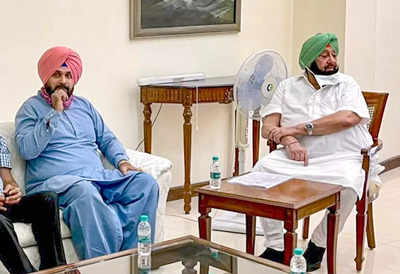 Punjab Congress News: Amarinder Singh Vs Navjot Singh Sidhu; Why It’s A ...