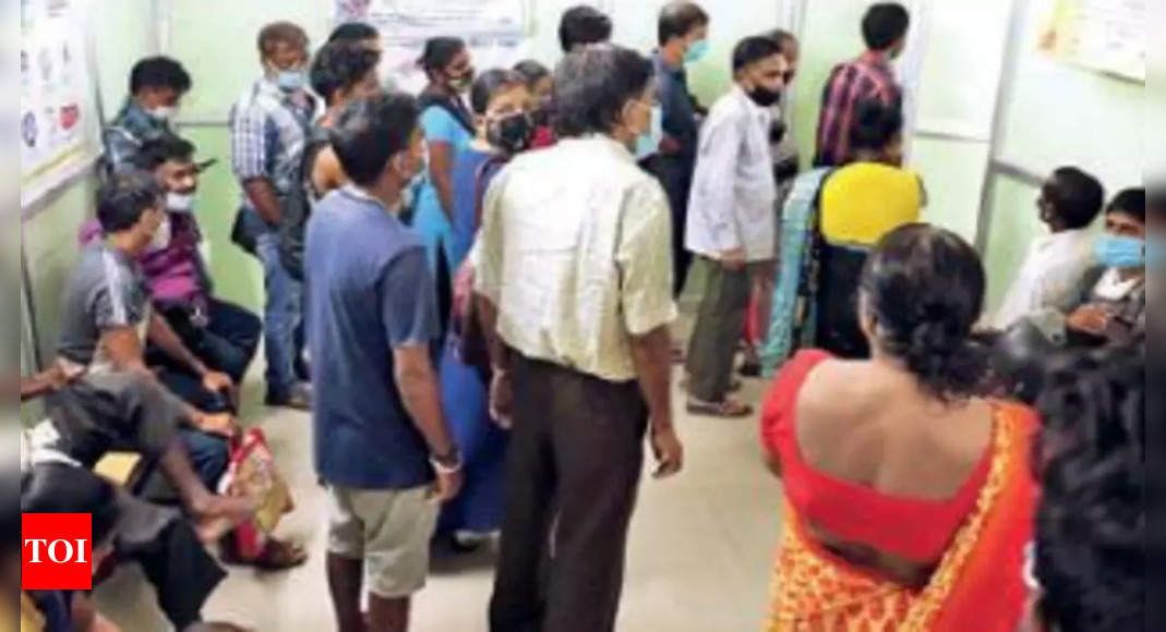 Chaos at Kolkata Municipal Corpn-run vax centres