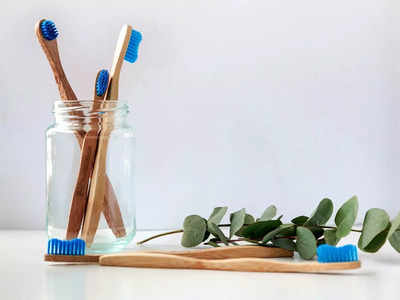 Toothbrush holder for bathroom: Reduce clutter and organize your bathroom
