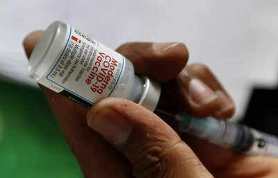 US mulls booster 6 months after 2nd jab instead of 8