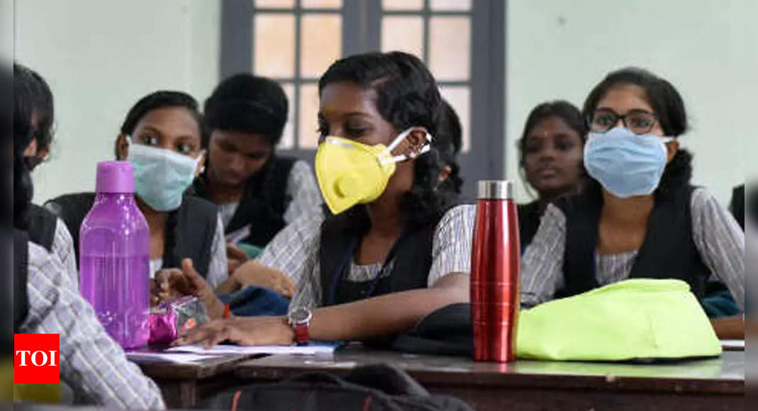 Students in Tamil Nadu get ready for 3-day classes