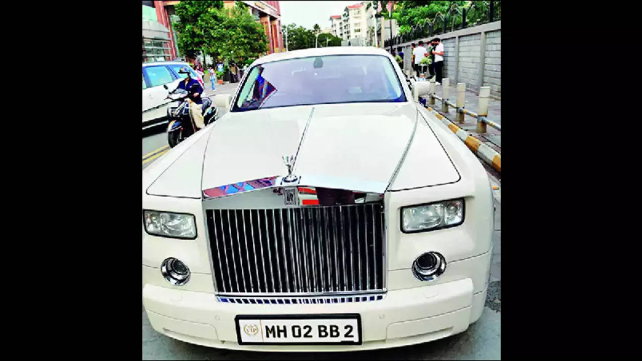 Mukesh Ambanis milliondollar motorcade Asias second richest man owns  the most expensive car in India along with over 70 luxury rides including  Bentleys and RollsRoyces in his Jio Garage  South China Morning Post