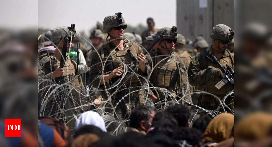US begins reprisal attacks despite thousands still stranded in Afghanistan