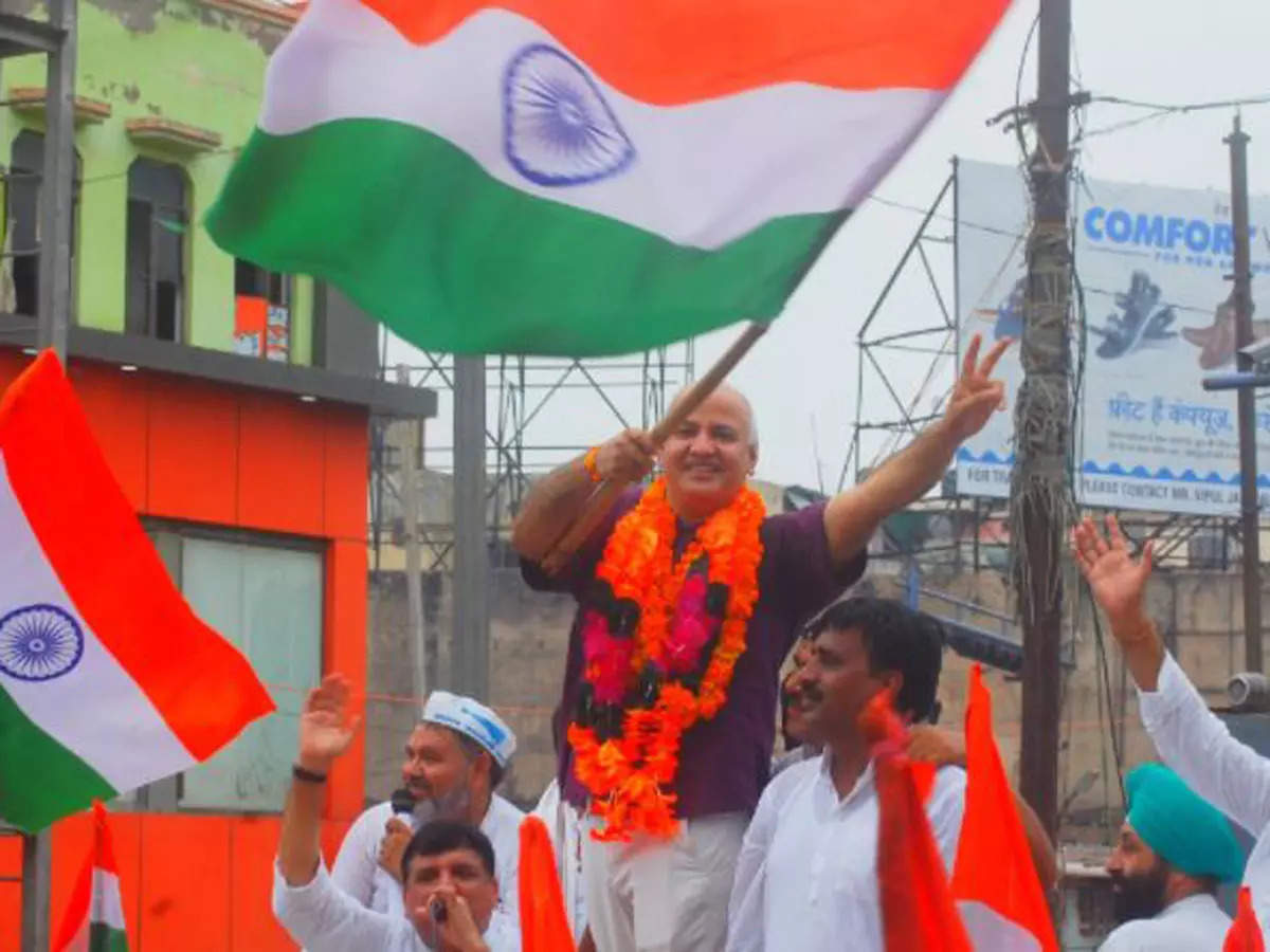 With Tiranga Yatra, AAP launches its poll campaign in Uttar Pradesh | Agra News - Times of India
