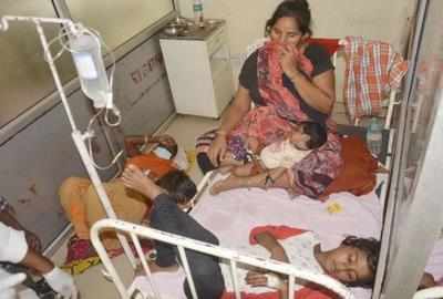 UP: 12 more children die of mystery fever in Firozabad district; toll hits 68 in a week