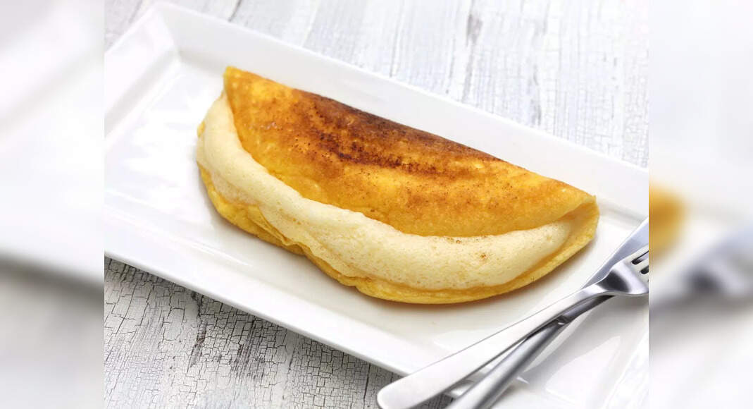 Souffle Omelette Recipe: How To Make Souffle Omelette At Home | Homemade Souffle Omelette Recipe