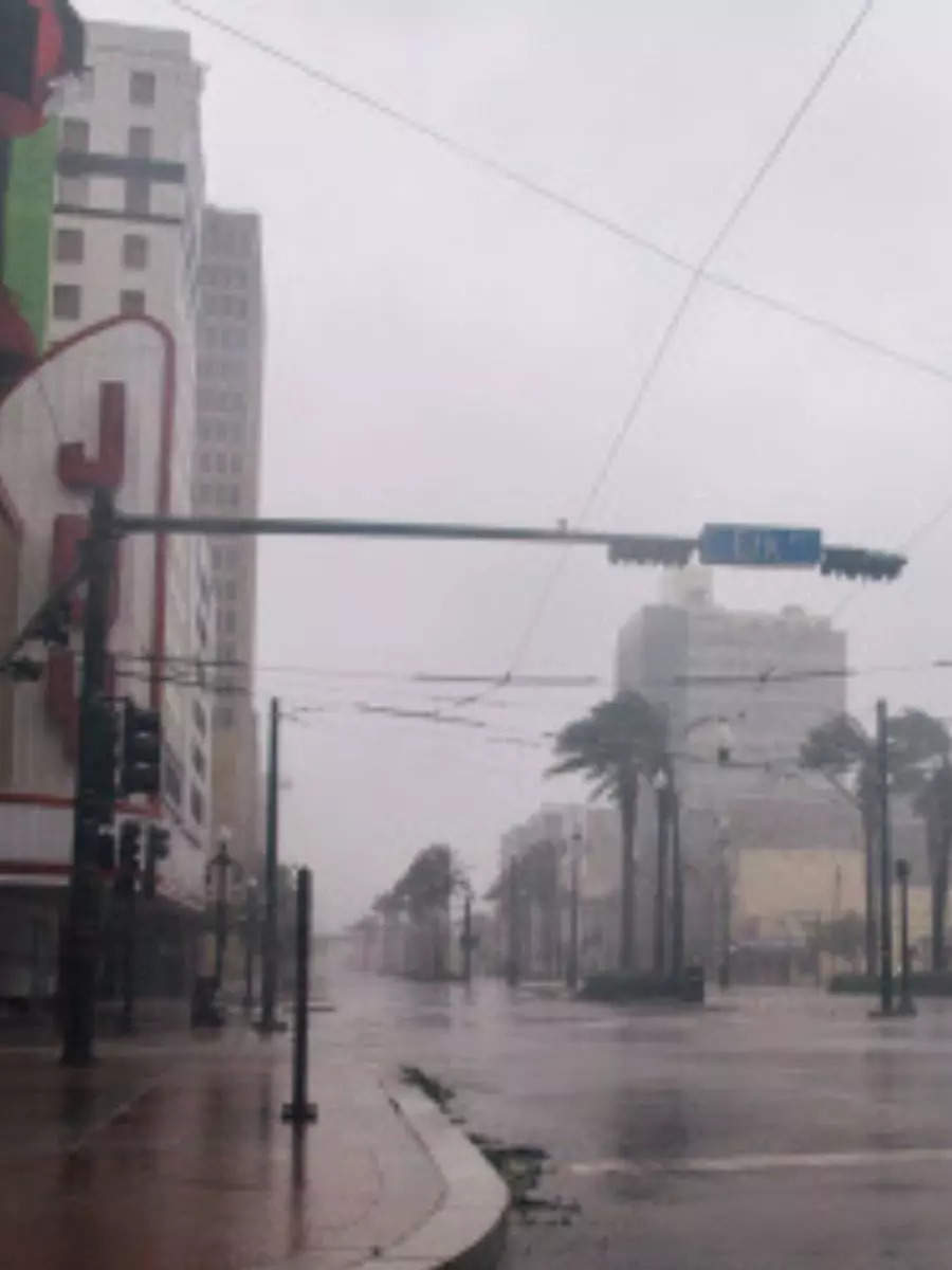 In Pics Hurricane Ida Lashes Louisiana Knocks Out New Orleans Power Times Of India 