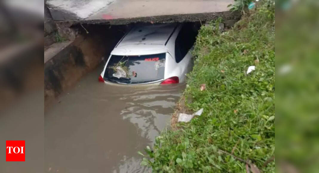 6 washed away in gushing waters in rain-hit Telangana