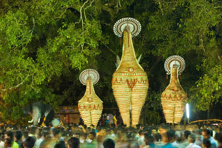 Neelamperoor Padayani, Alappuzha (7th Sept)