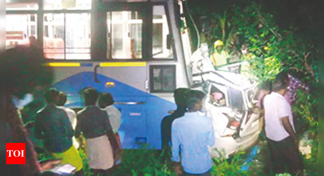 TN: Six, including boy, 12, dead as car rams bus