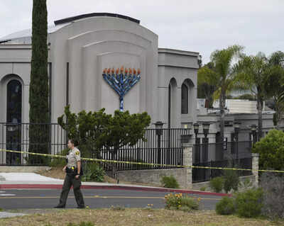 US won't seek death penalty in California synagogue shooting