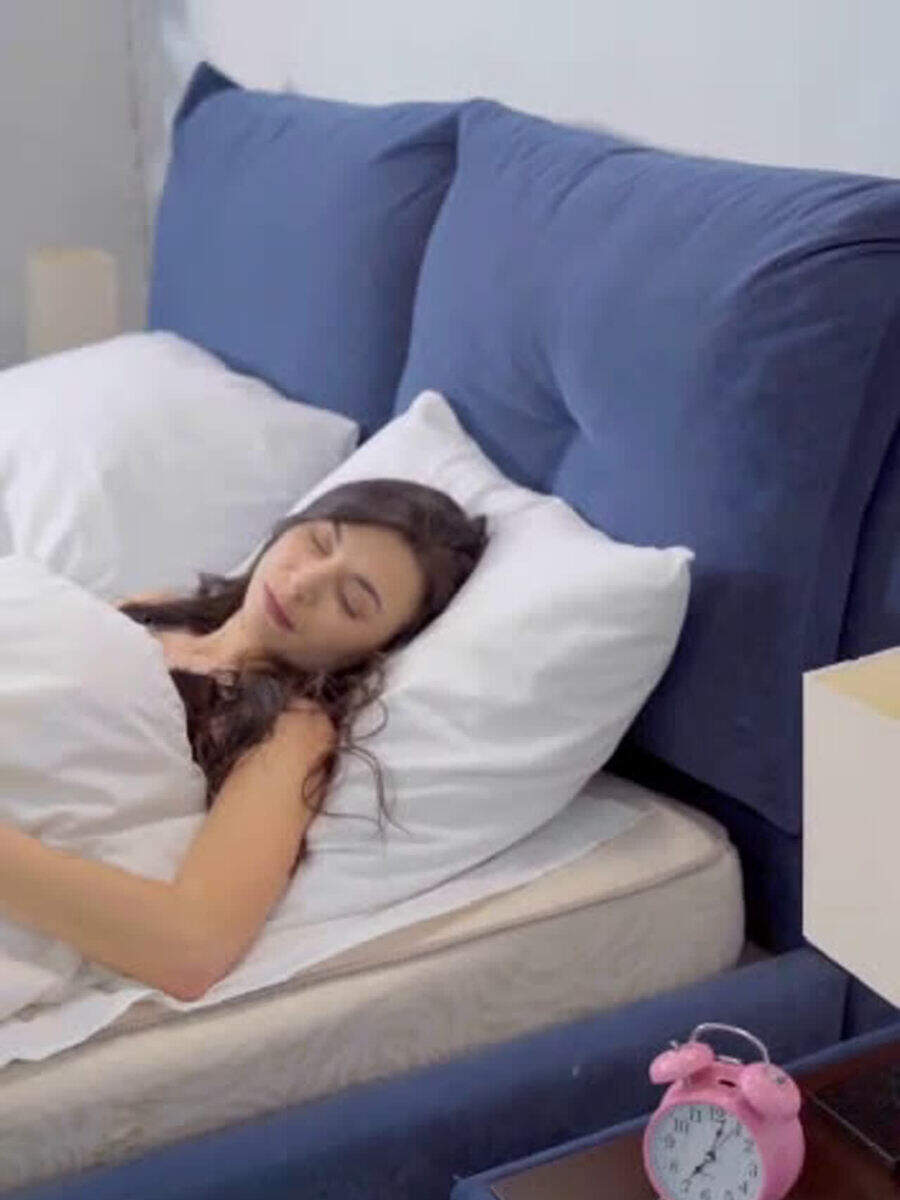 Benefits of sleeping naked | Times of India