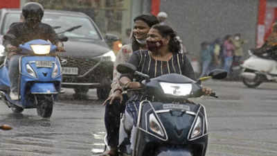 Gujarat Heavy Rains In Valsad 2 Killed In Lightning Strike In Mehsana Ahmedabad News Times Of India