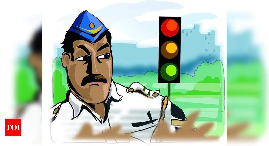 Mumbai: Traffic warden in Bhiwandi run over by tempo | Mumbai News ...