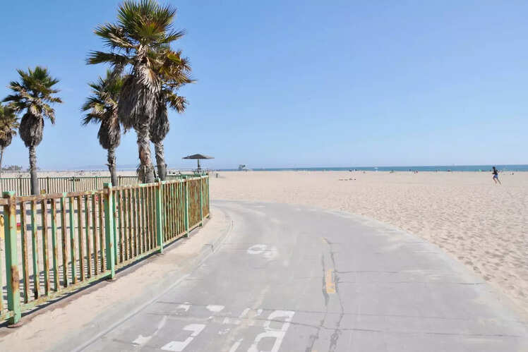 ​Bike on the Marvin Braude Beach Trail
