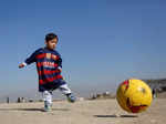 Meet Lionel Messi's Afghan fan Murtaza Ahmadi whose tragic story will leave you in tears_17