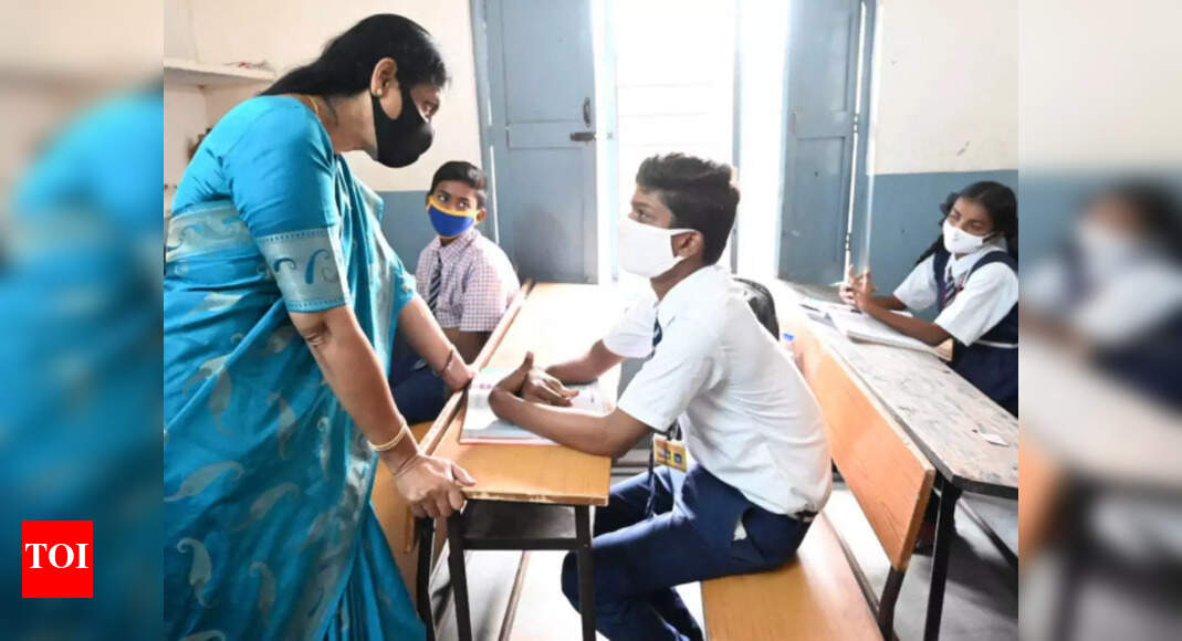 Union minister Pradhan reviews reopening of schools across country