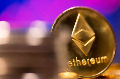 World’s 2nd largest cryptocurrency network Ethereum splits into two chains