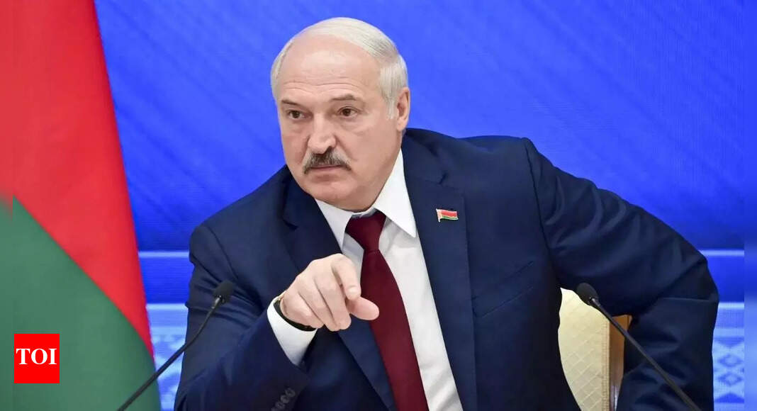 Belarus president expects big shipment of Russian weapons
