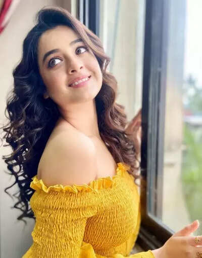 Darshana Banik: Working with Nagarjuna is a lifetime experience | Bengali Movie News - Times of India