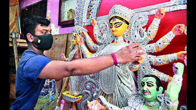 #DurgaPuja2021: Kumartuli's young artisans keep faith in the craft, slay pandemic distress