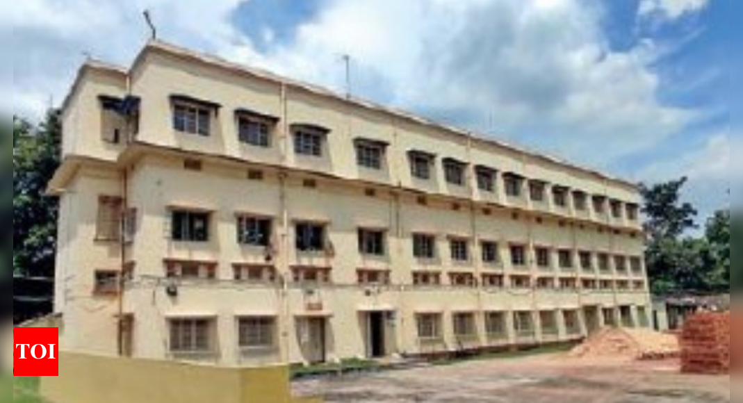 Kolkata’s oldest school hostel set to turn into law college | Kolkata News - Times of India