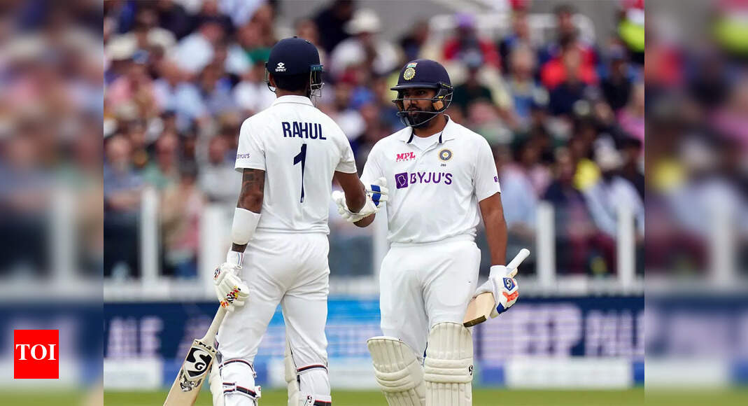4th Test Live: India eye early wickets on Day 2
