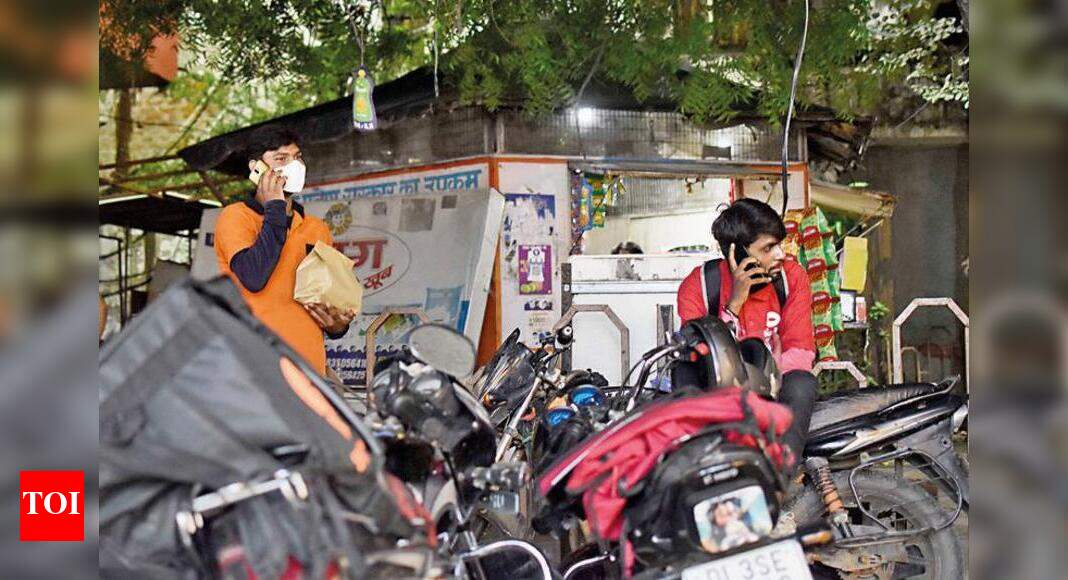 No orders after 10pm Noida cops slap night curfew on food delivery Noida News Times of India