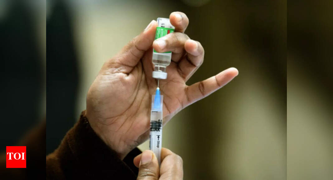 Centre asks northeastern states, J&K to focus on second dose vaccination of 60-plus population