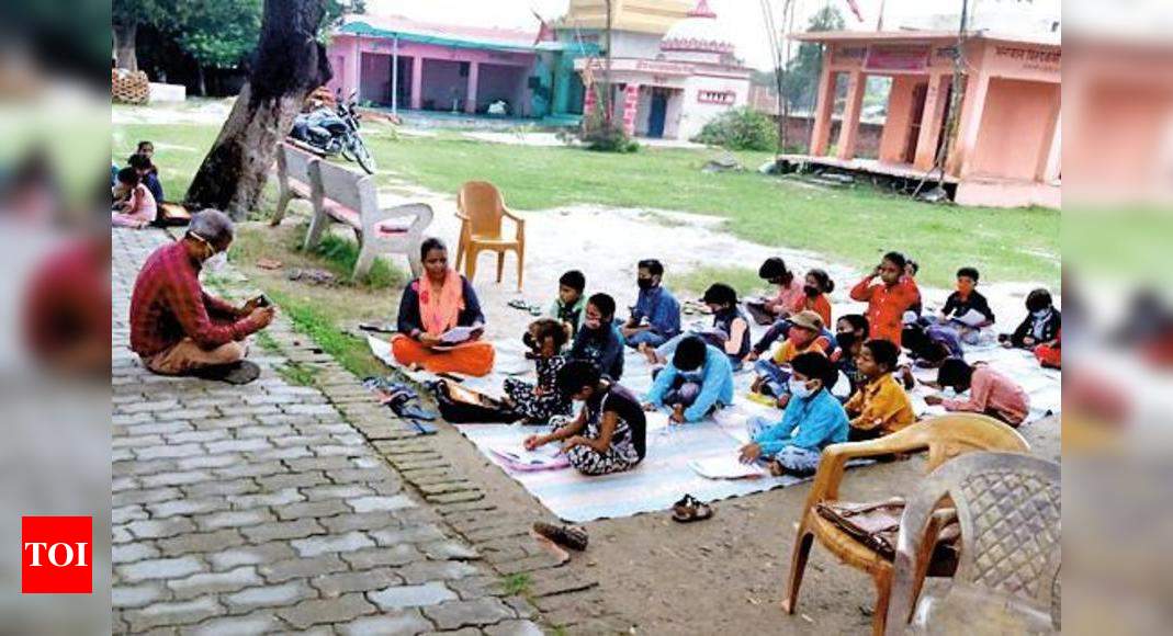 Uttar Pradesh: These teachers used novel ways to tackle pandemic ...