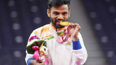 Paralympics 2020: Krishna Nagar beats Man Kai Chu in badminton SH6 final to bag India's 5th gold medal