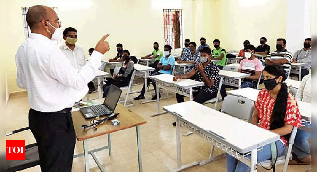 Colleges in Goa commence physical classes for third year students